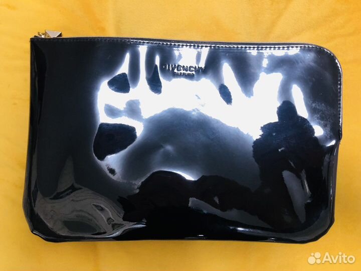 Косметичка большая оригинал Givenchy