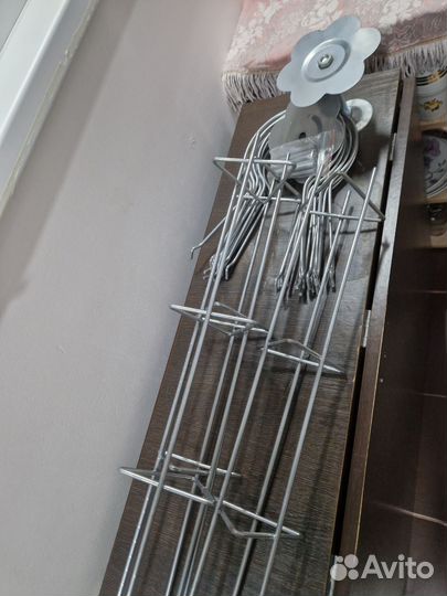 Напольная подставка для цветов