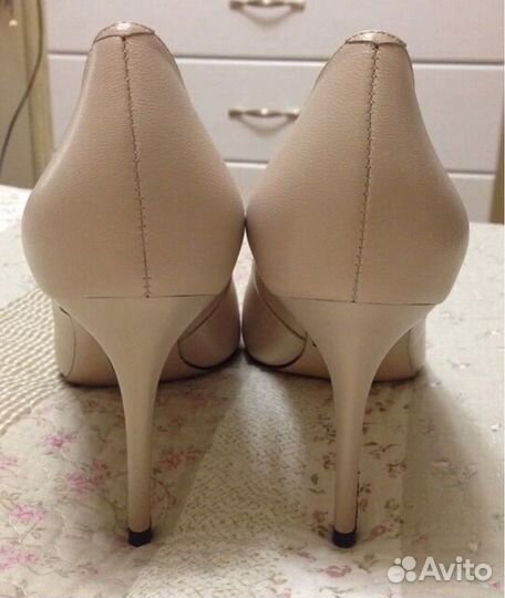 Кожаные туфли новые