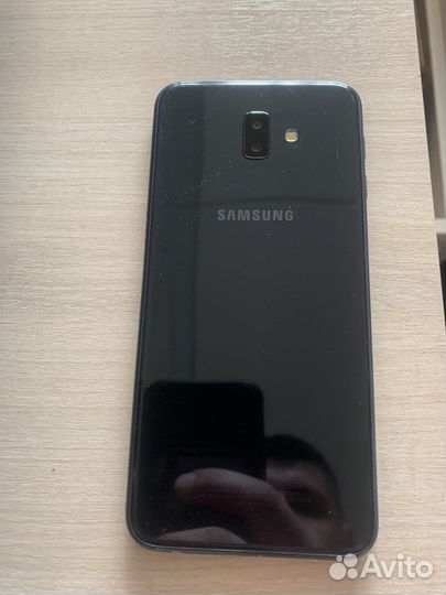 Телефон Samsung j6 plus