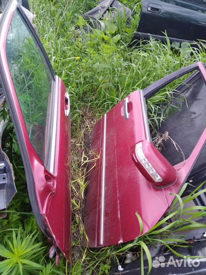 Двери Мерседес Бенц c 180