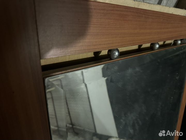 Зеркало 100* 74 в раме