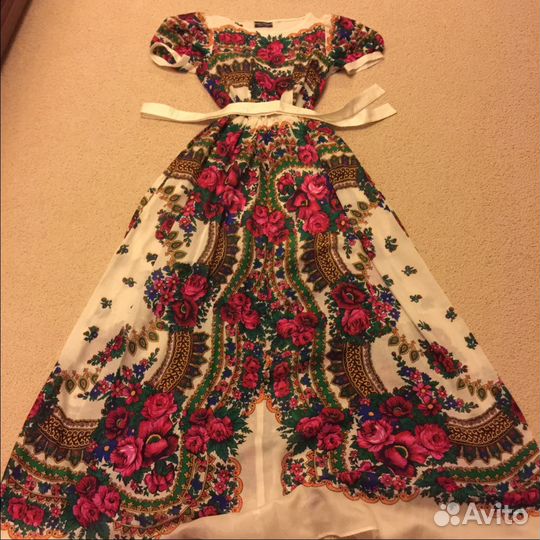 Продаю очень красивое платье