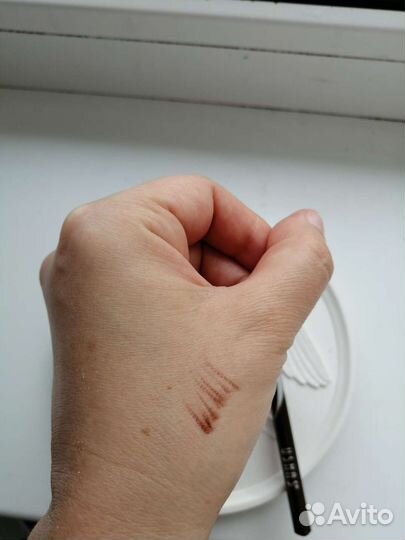 Новый коричневый карандаш для бровей