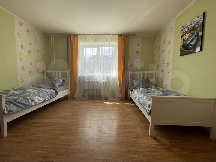 3-к. квартира, 80 м², 3/5 эт.