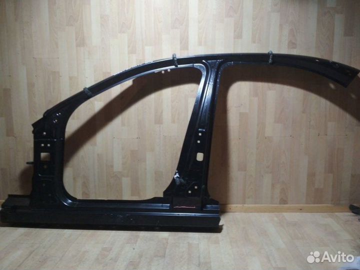 Боковина левая Mercedes Benz W213