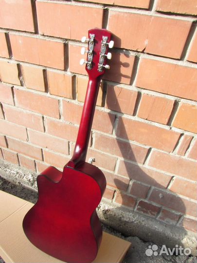 Гитара акустика