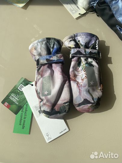 Варежки molo mitzy still life