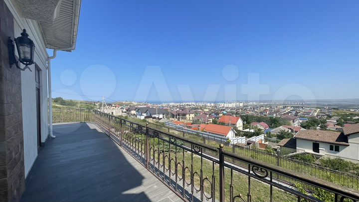 Дом 360 м² на участке 10 сот.