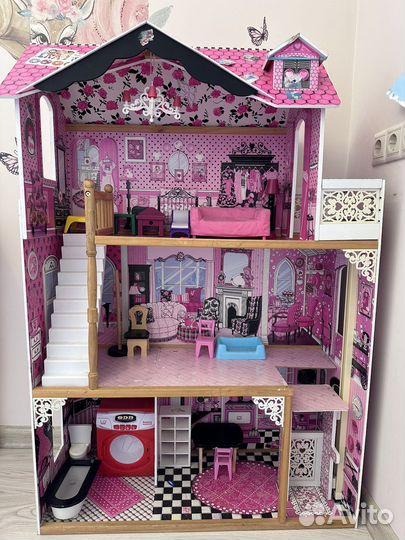 Домик кукольный
