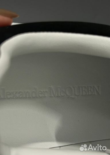 Кеды Alexander Mcqueen белые