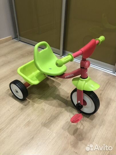 Детский трехколесный велосипед