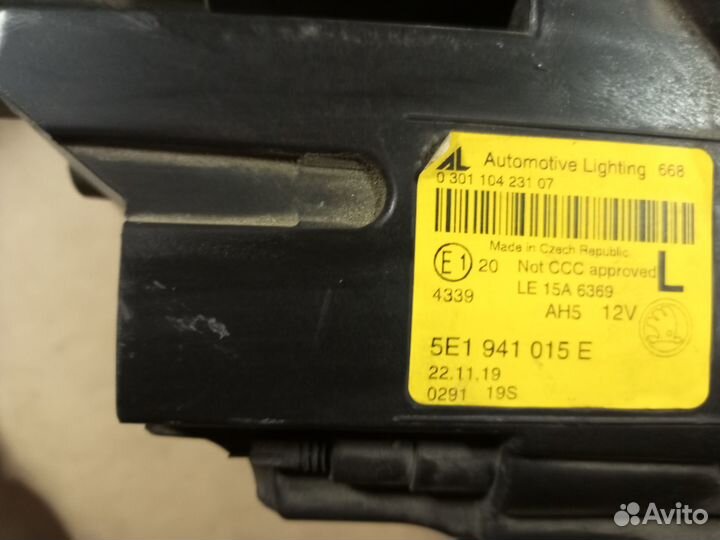 Фара левая для Skoda Octavia III (A7) 5E1941015E