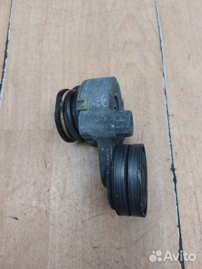 Натяжной ролик приводного ремня Opel Astra H