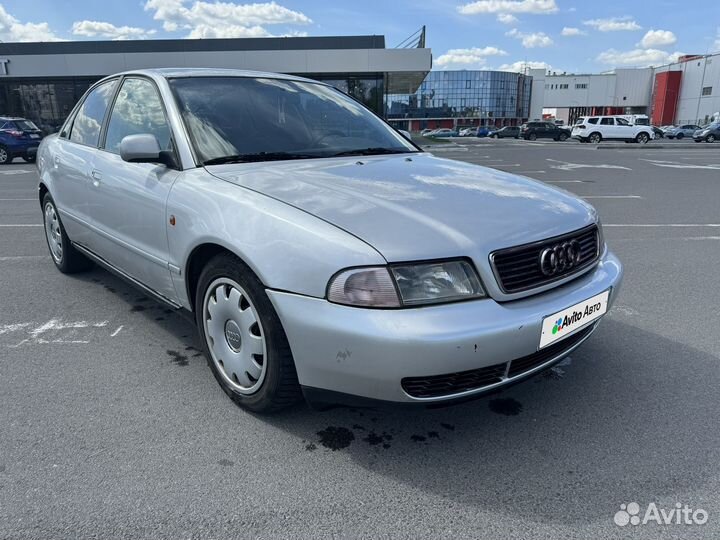 Audi A4 1.8 МТ, 1996, 300 000 км