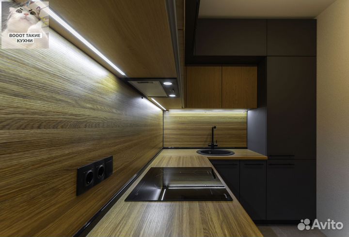 Прямая в потолок кухня на заказ