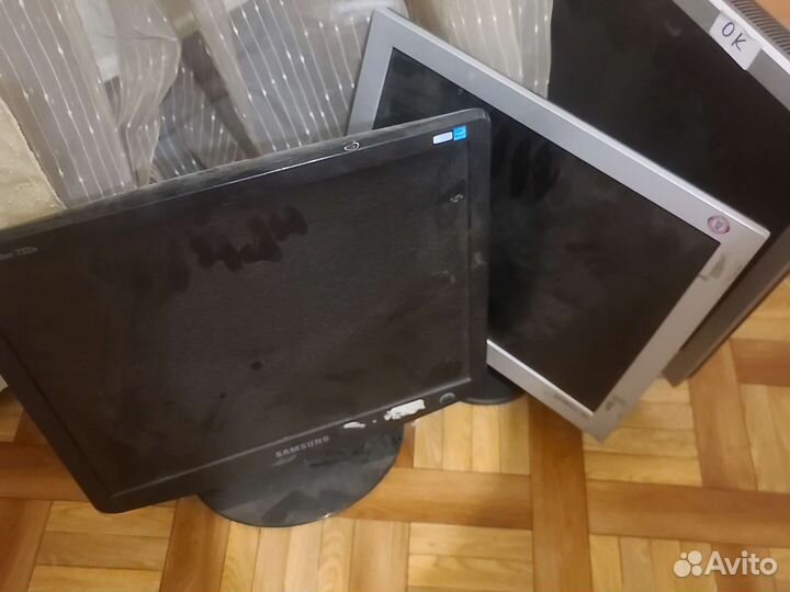 Мониторы ж.к. разные