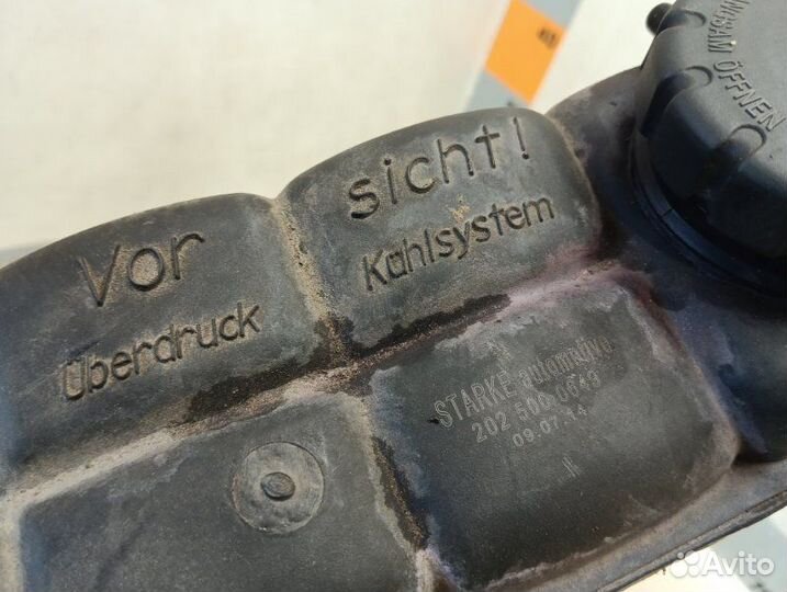 Бачок расширительный Mercedes-Benz C-Class W202