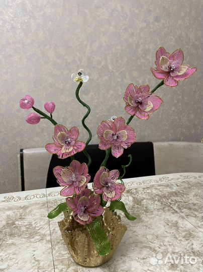 Орхидея из бисера