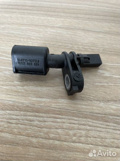 Датчик ABS Шкода Рапид