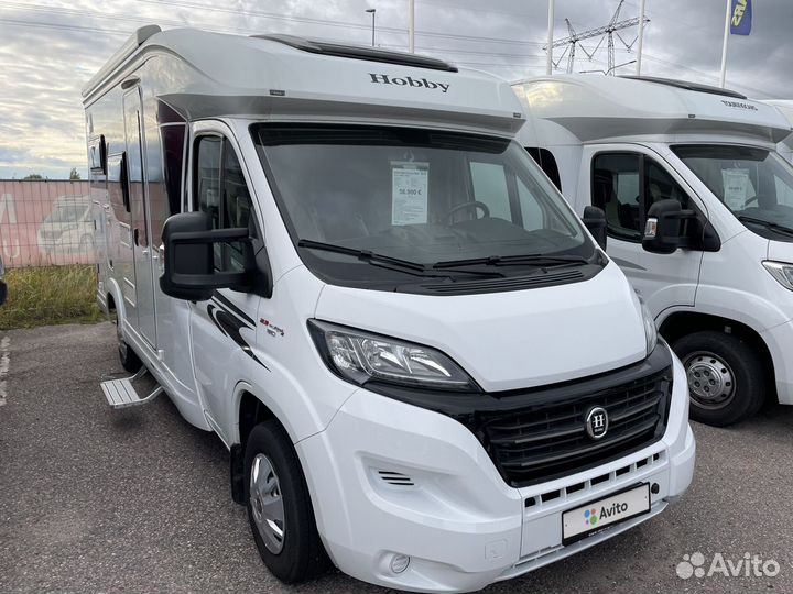 Полуинтегрированный Hobby Optima De Luxe, 2017