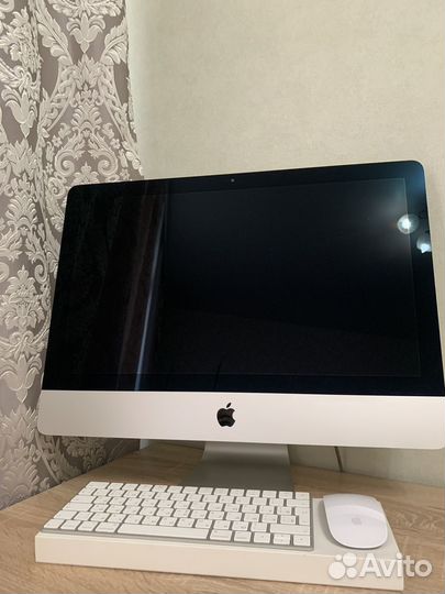 iMac 21.5-inch, Late 2015