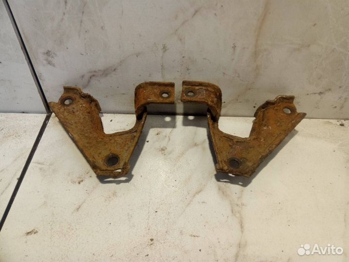 Крепление амортизатора Mazda 6 GG 2005 GJ6A28720B