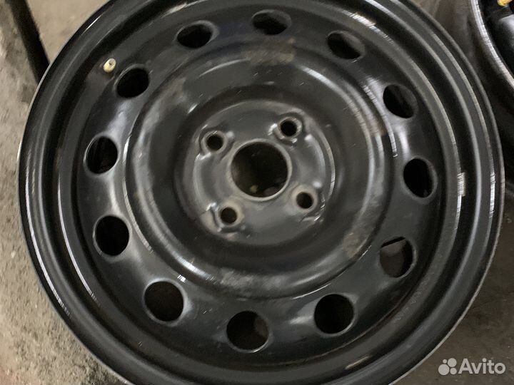 Диски штампованые r15 4/100