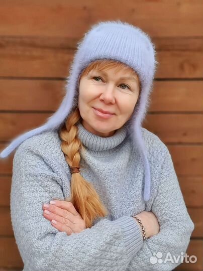 Вязаная шапка ушанка