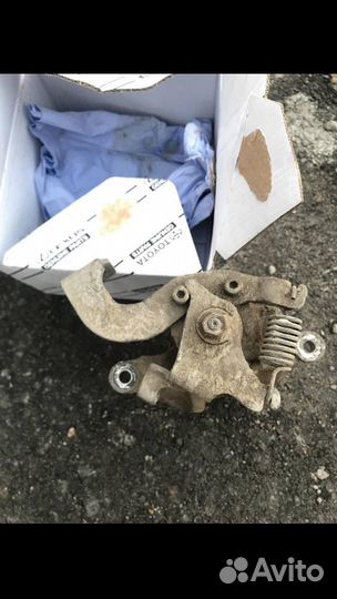 Суппорт toyota corolla