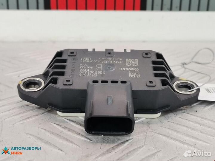 Датчик ускорения Chevrolet Volt 2011 13589518