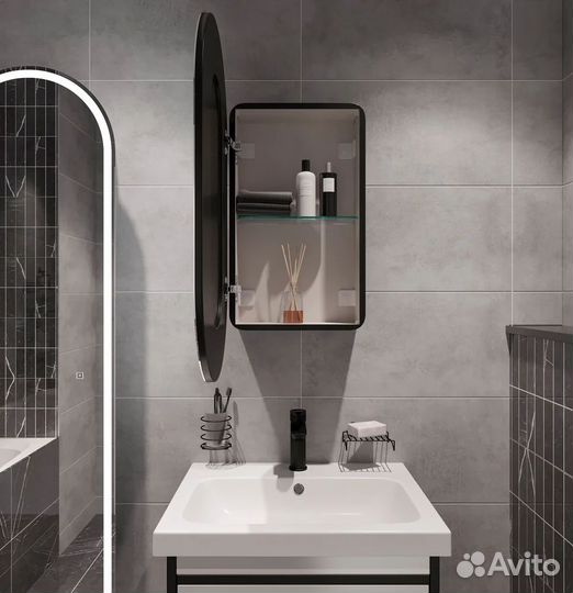 Зеркальный шкаф с подсветкой капсула