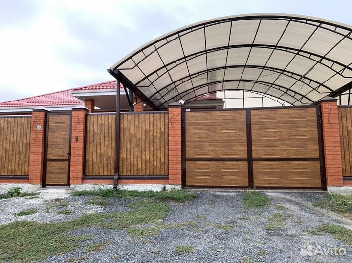 Ворота распашные Alutech