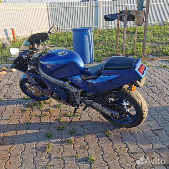 Kawasaki zxr400