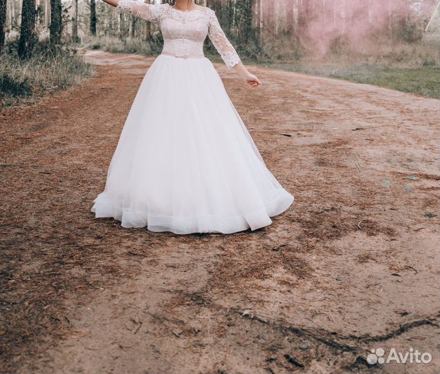 Свадебное платье