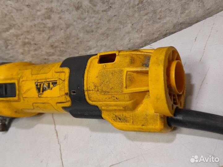 Ушм болгарка Dewalt DWE-4257 не рабочая