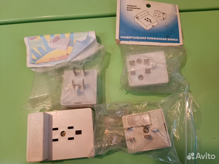 Розетка телефонная и вилка