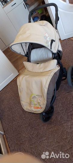 Прогулочная коляска