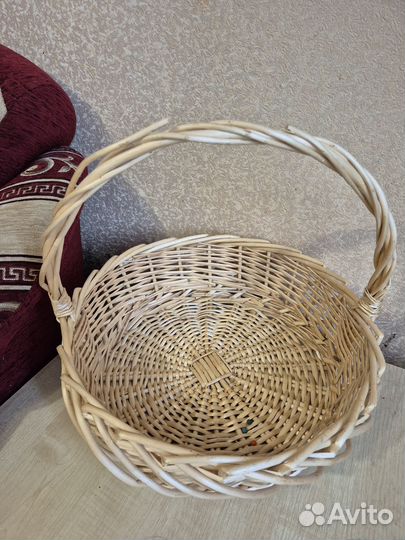 Корзина плетеная