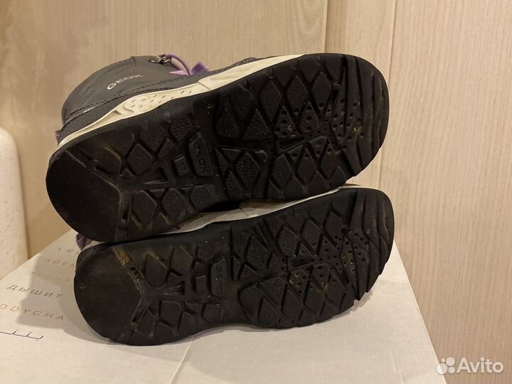 Дутики geox