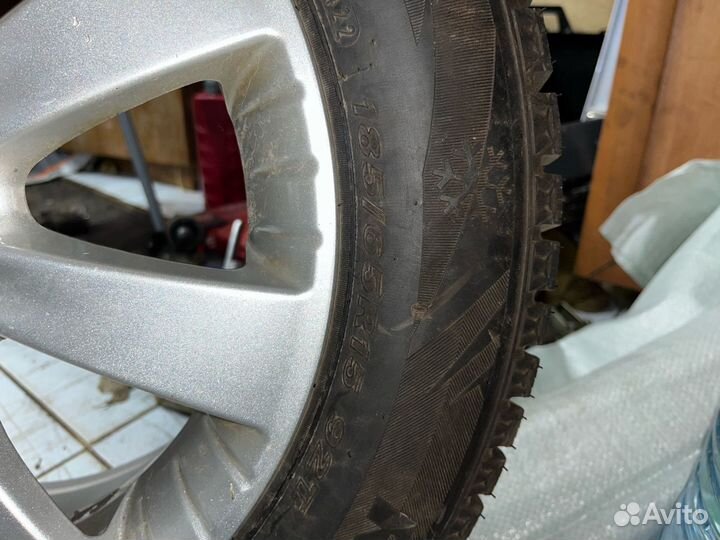 Колеса Roadstone Winguard Spike 185/65 R15
