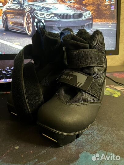 Лыжные ботинки детские