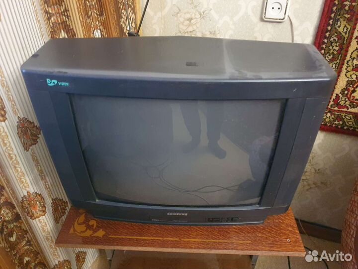 Телевизор