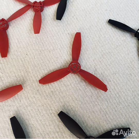 Дрон с камерой Parrot Bebop Drone 2 Red бу