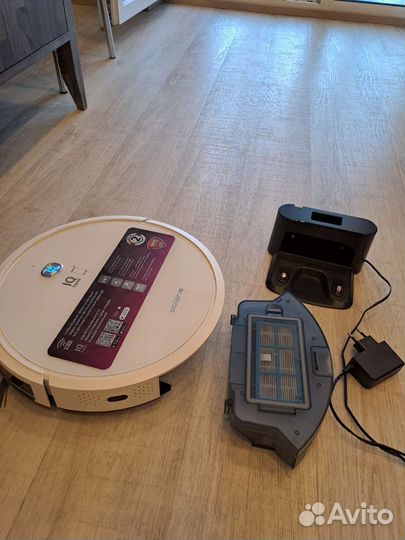 Робот пылесос моющий новый