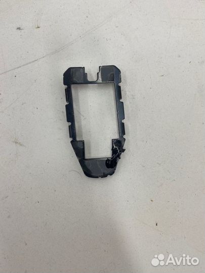 Крепление под датчик дождя переднее Toyota Camry