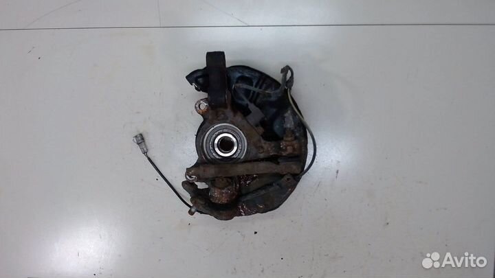 Ступица (кулак, цапфа) Toyota Corolla Verso, 2006