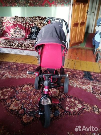 Велосипед с родительской ручкой