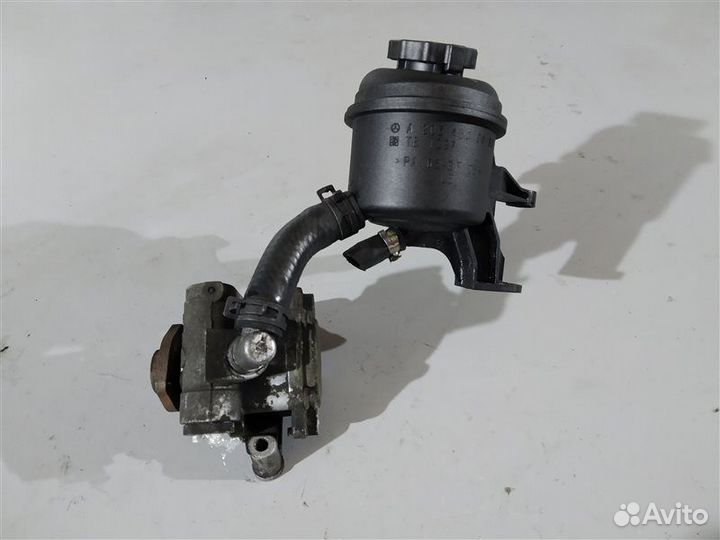 Насос гур Mercedes C-Class W203 OM646