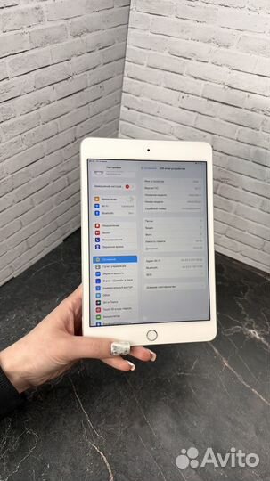 Apple iPad Mini 4 Wi-Fi 16GB Silver